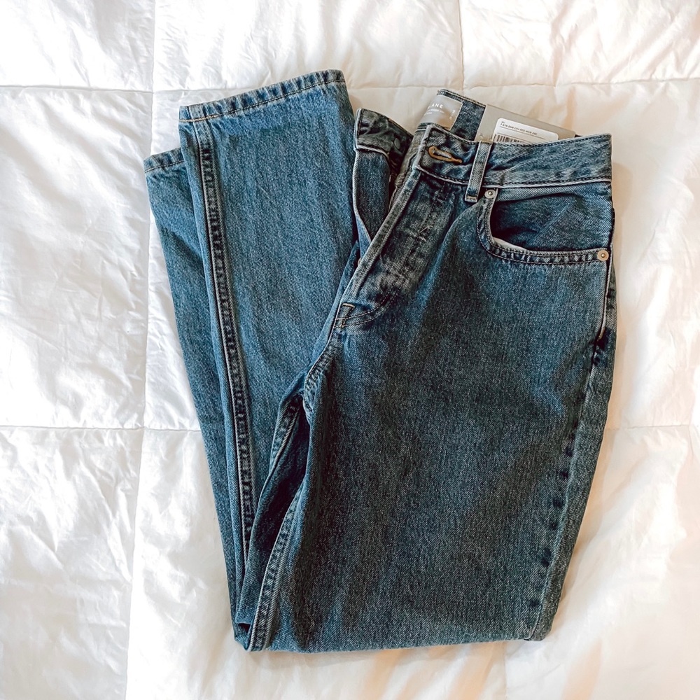 Everlane curvy 90s cheeky jean
